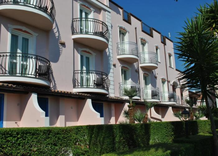 Hotel Ristorante Borgo La Tana