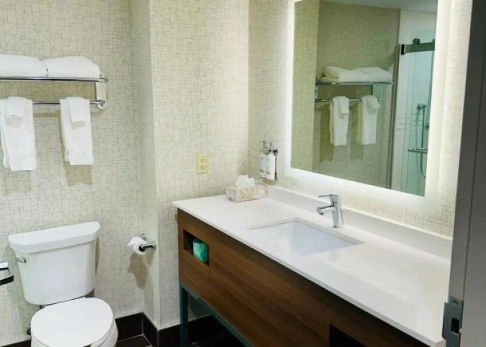 Holiday Inn Express & Suites Milton by IHG