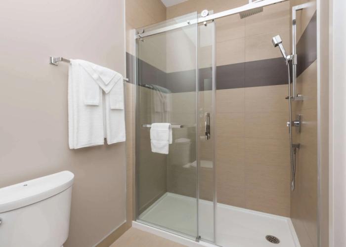 Super 8 by Wyndham Mont Laurier