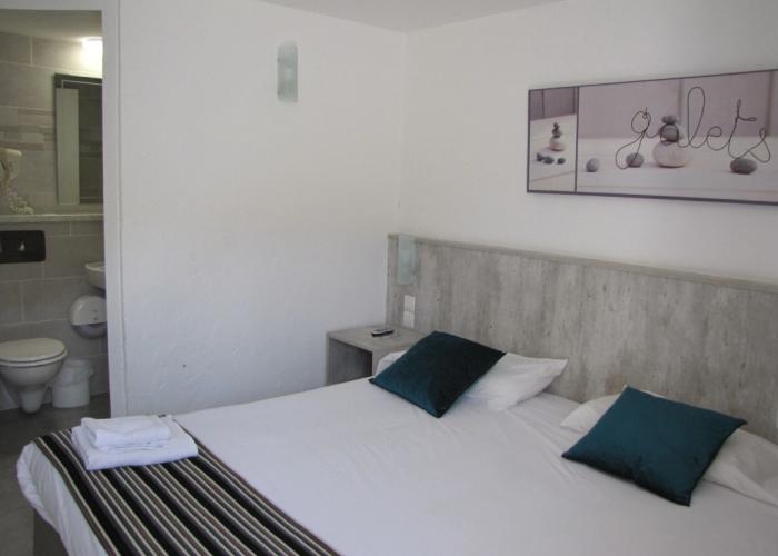 Brit Hotel Bosquet