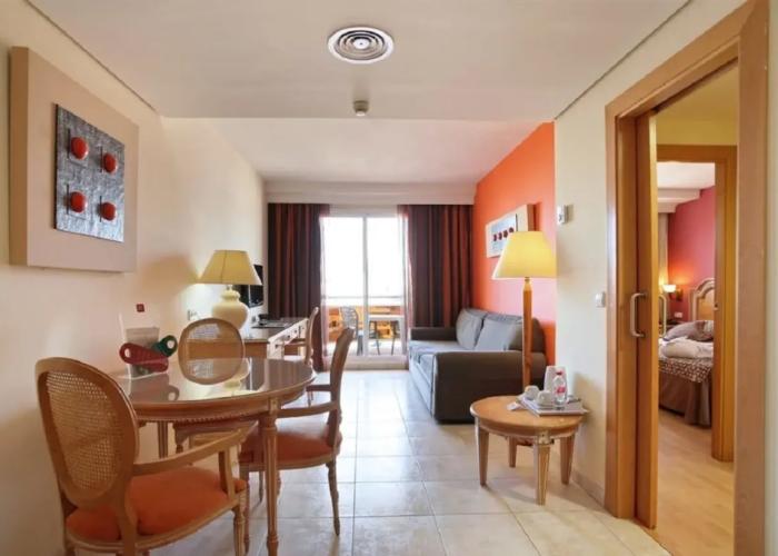 Hotel & Spa Peñíscola Plaza Suites