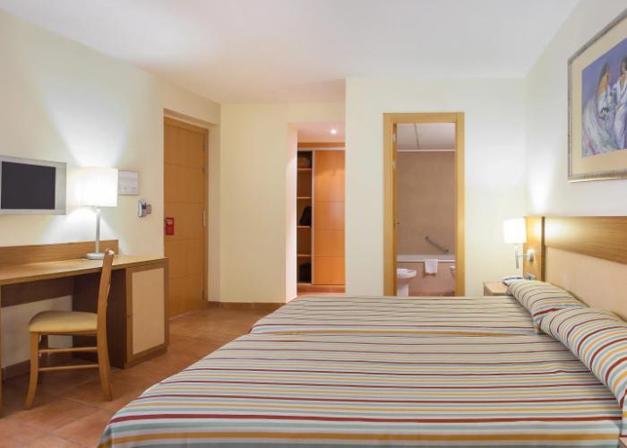 RH Casablanca & Suites Hotel