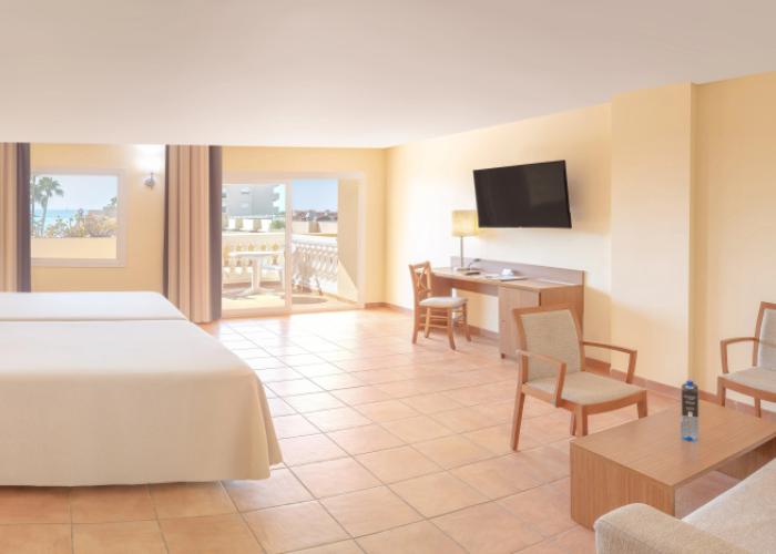 RH Casablanca & Suites Hotel