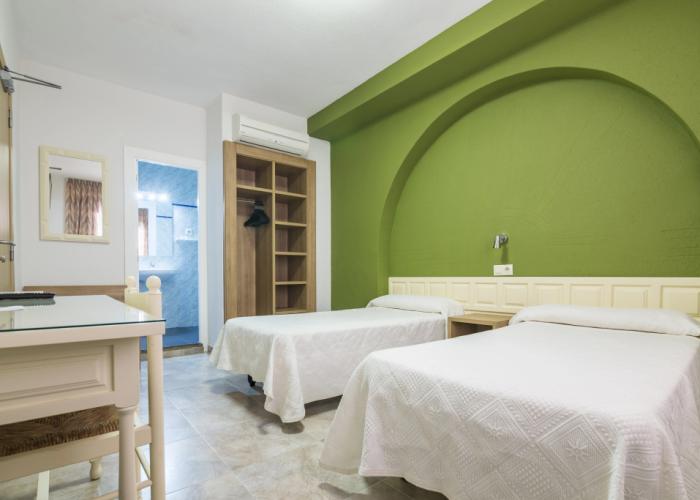 Hotel Blasón Junior