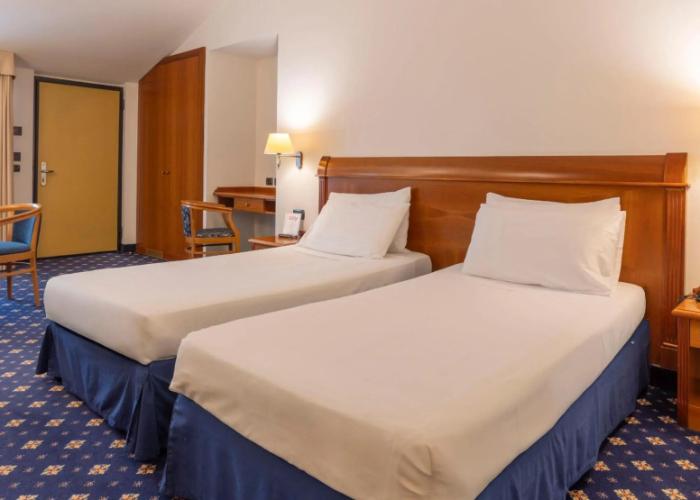 Hotel Ovest