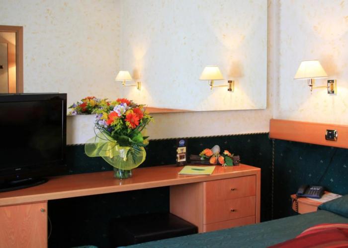 Euro Hotel