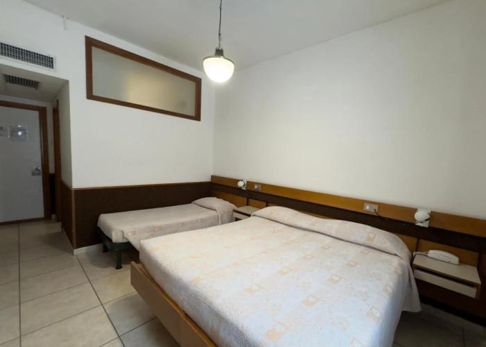 Hotel Holidays