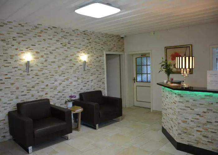 Alpina Hotel