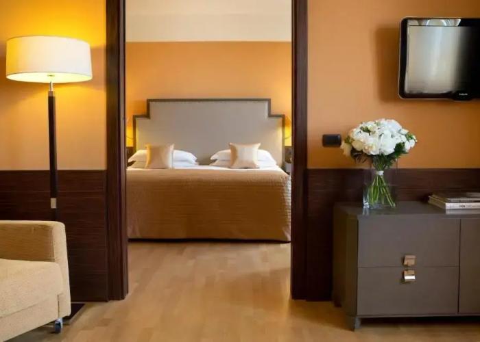 Starhotels Grand Milan