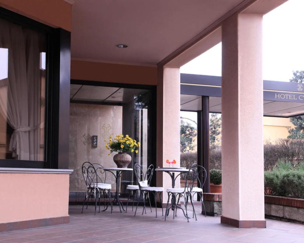 фото Hotel Cyrano