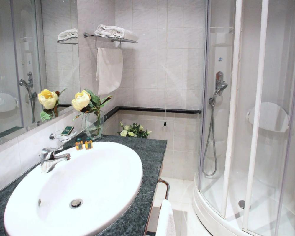 фото Hotel Cyrano