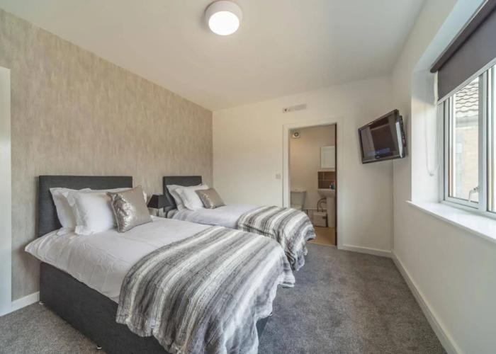 Kirks Korner Hotel