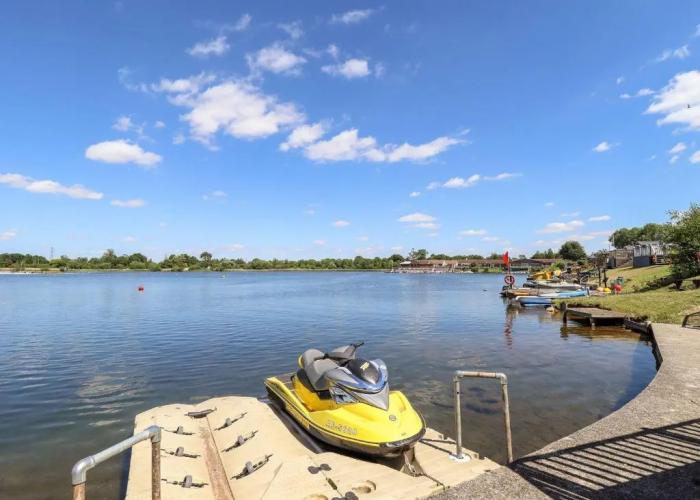 3 Bed New Lodge - 7 Lakes Country Park Dn17