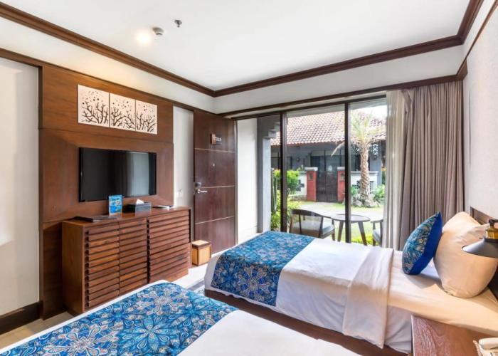 Lovina Beach Club & Resort