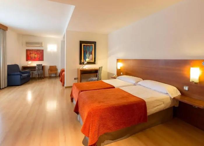 Torre Monreal Hotel