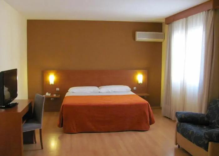 Torre Monreal Hotel