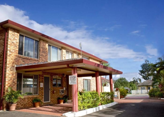 Kennedy Drive Airport Motel