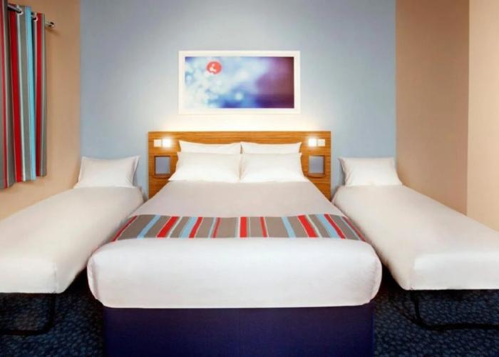 Travelodge Wirral Eastham