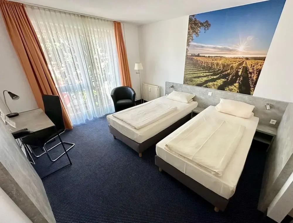 фото Asgard Hotel