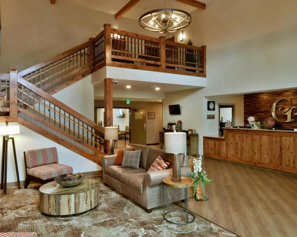 GrandStay Hotel & Suites