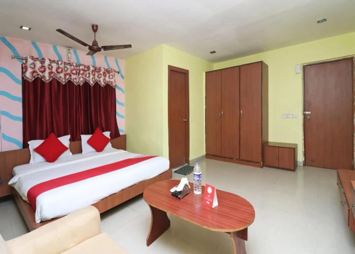 OYO 1764 Hotel Maruti Lodging