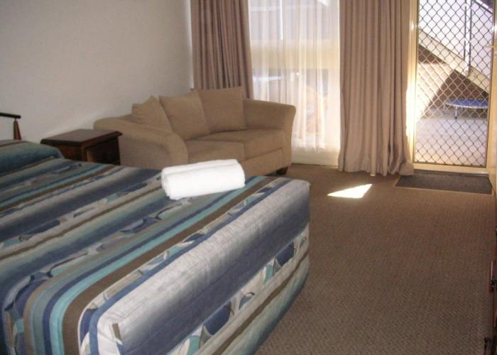 Warrina Motor Inn Wodonga CBD