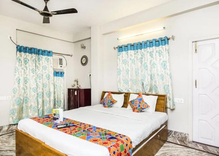 FabHotel Ghosh Villa Guest House