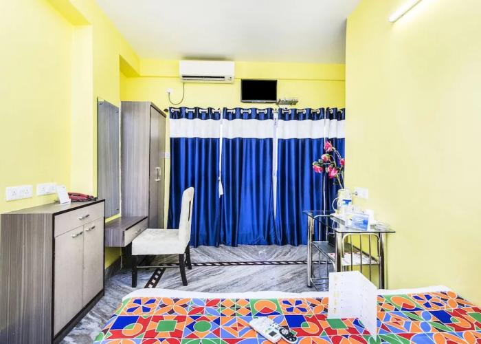 FabHotel Ghosh Villa Guest House