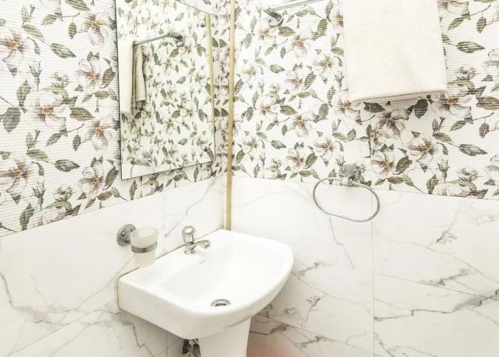 FabHotel Ghosh Villa Guest House