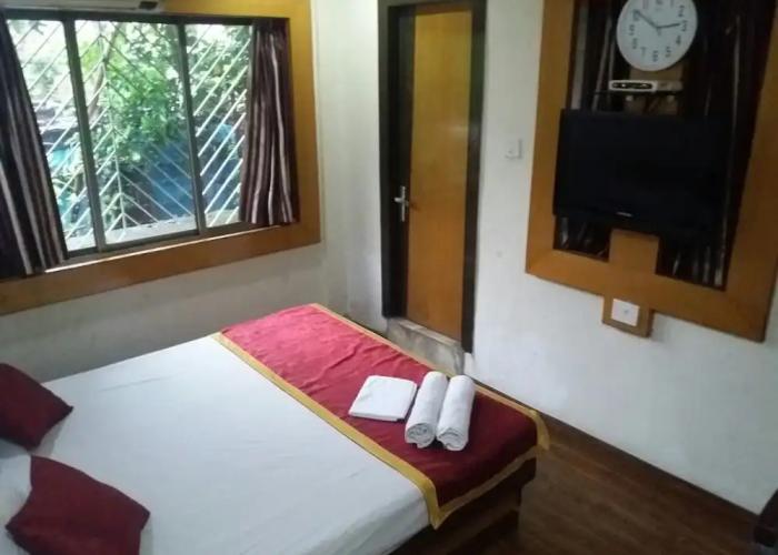 Ashreen Guest House