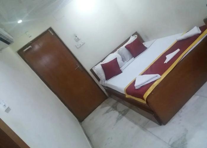 Ashreen Guest House