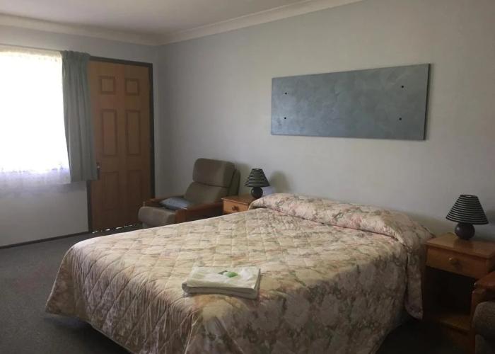 Koorawatha Homestead Motel