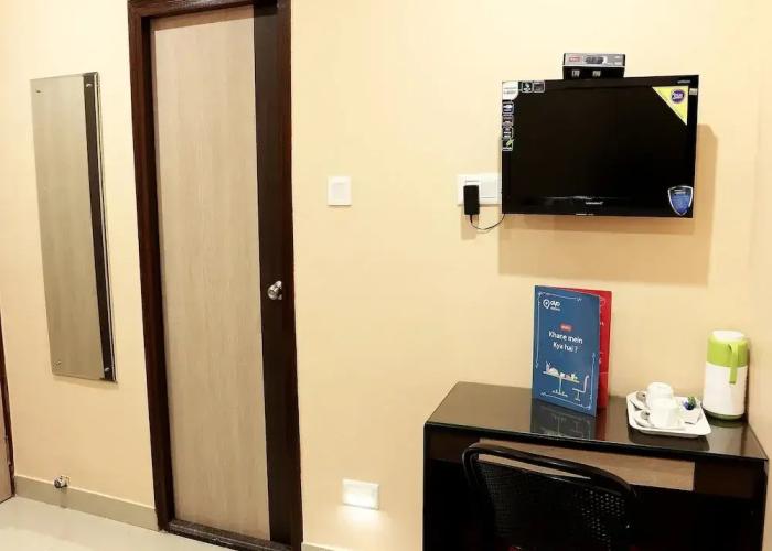 OYO 1015 Hotel Reliable Inn
