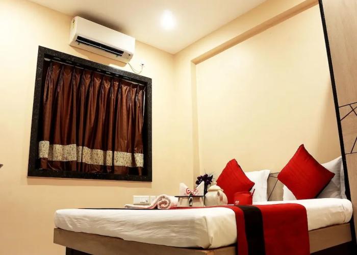 OYO 1015 Hotel Reliable Inn