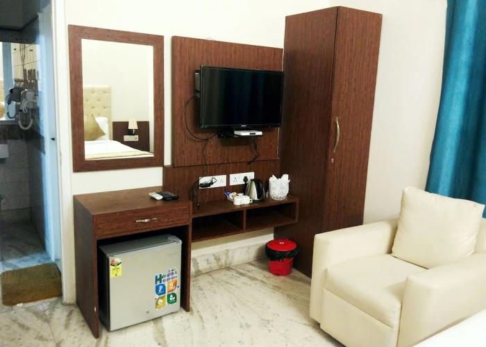 Anamitra Guest House