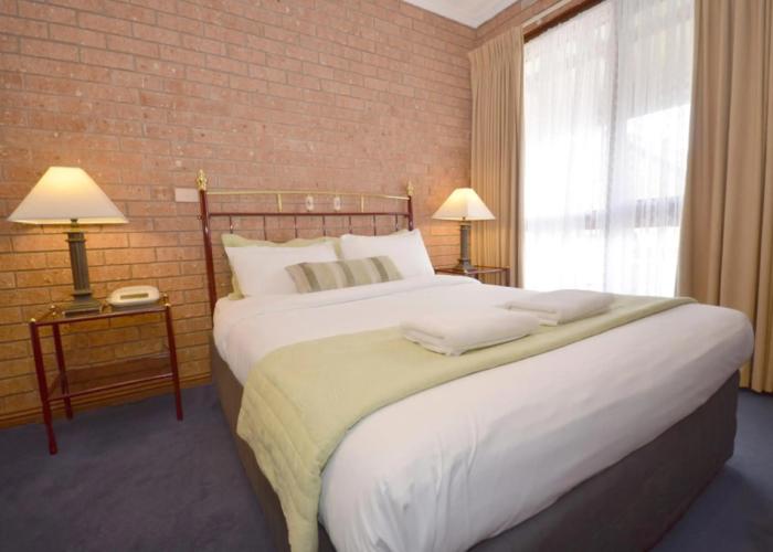 Central Springs Inn
