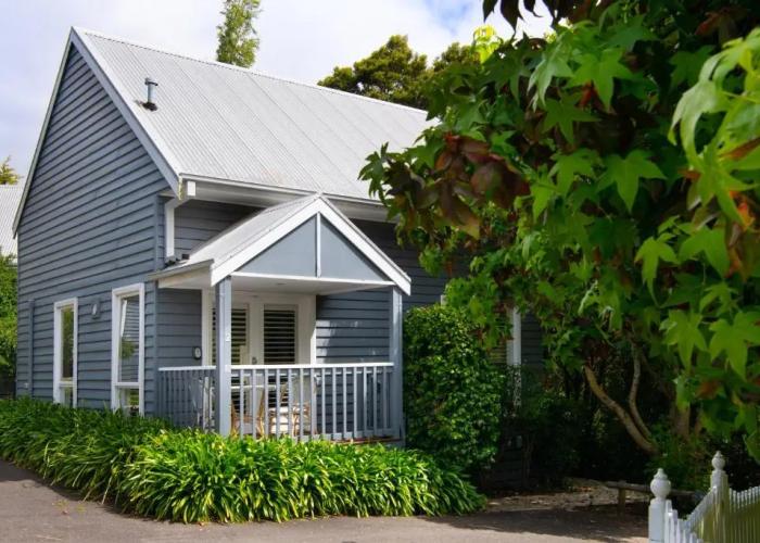 Lake Orchard Villas 1 - Daylesford