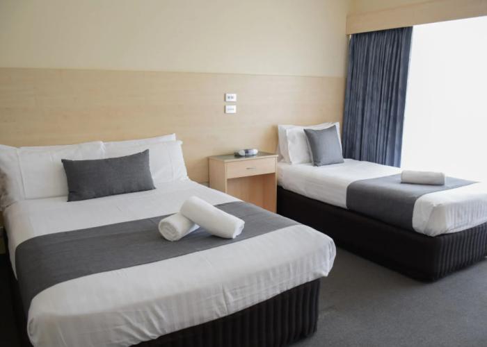 Beachway Motel & Restaurant