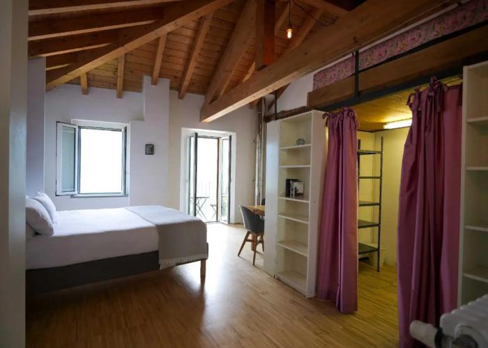 Apartment Up & Up