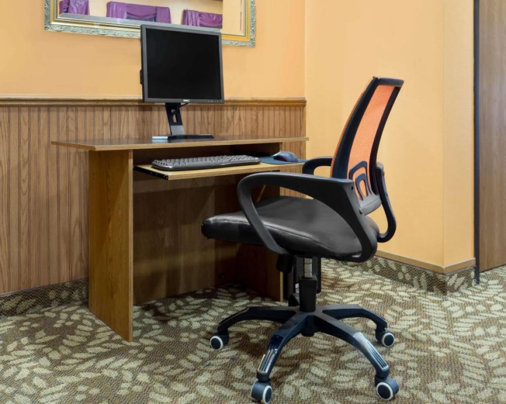 Super 8 by Wyndham Antigo