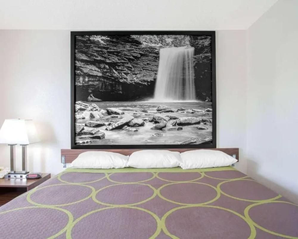 Super 8 Appomattox VA