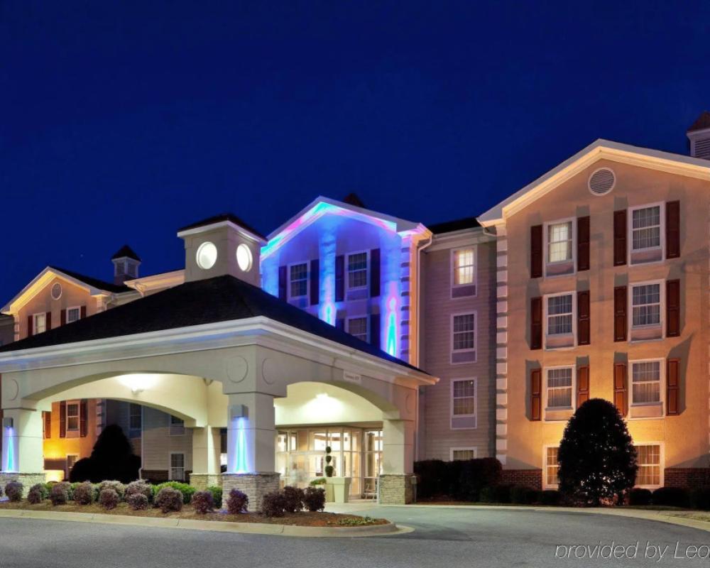 Holiday Inn Express Hotel & Suites Conover (Hickory Area) by IHG
