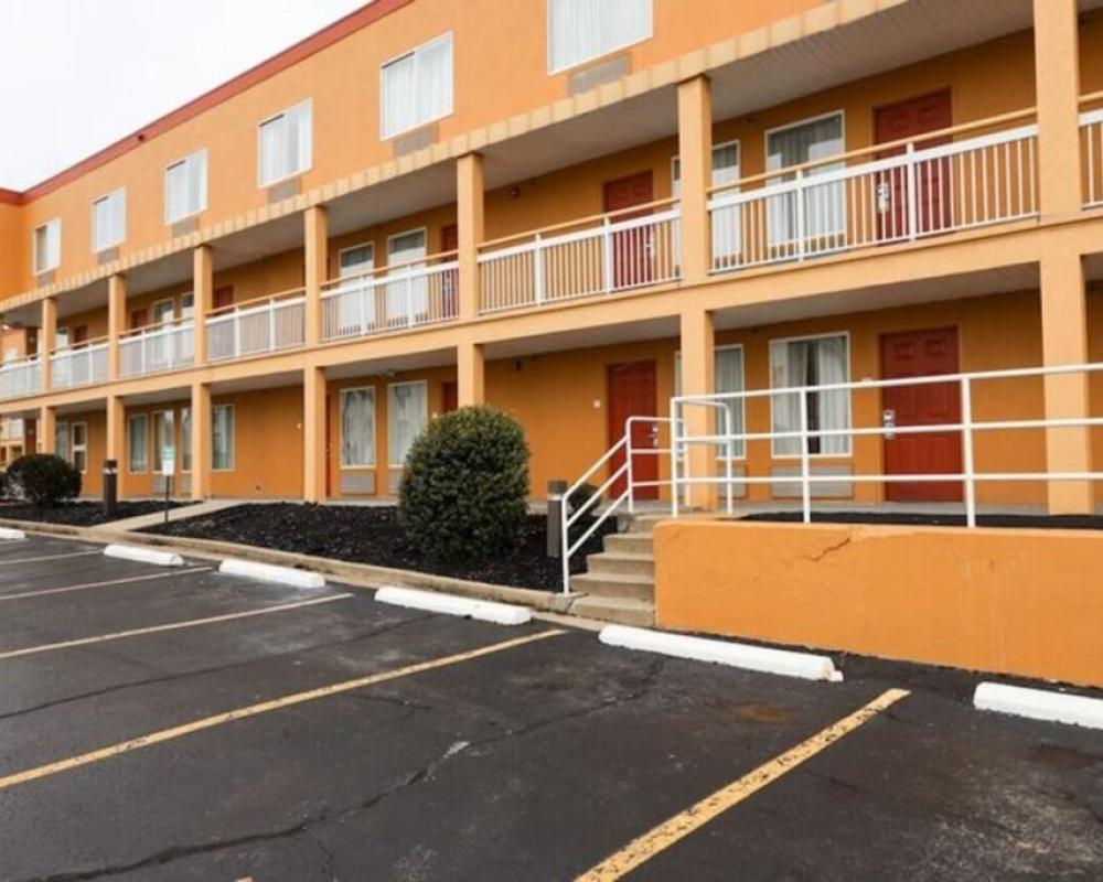 Copley Inn & Suites By OYO Akron OH
