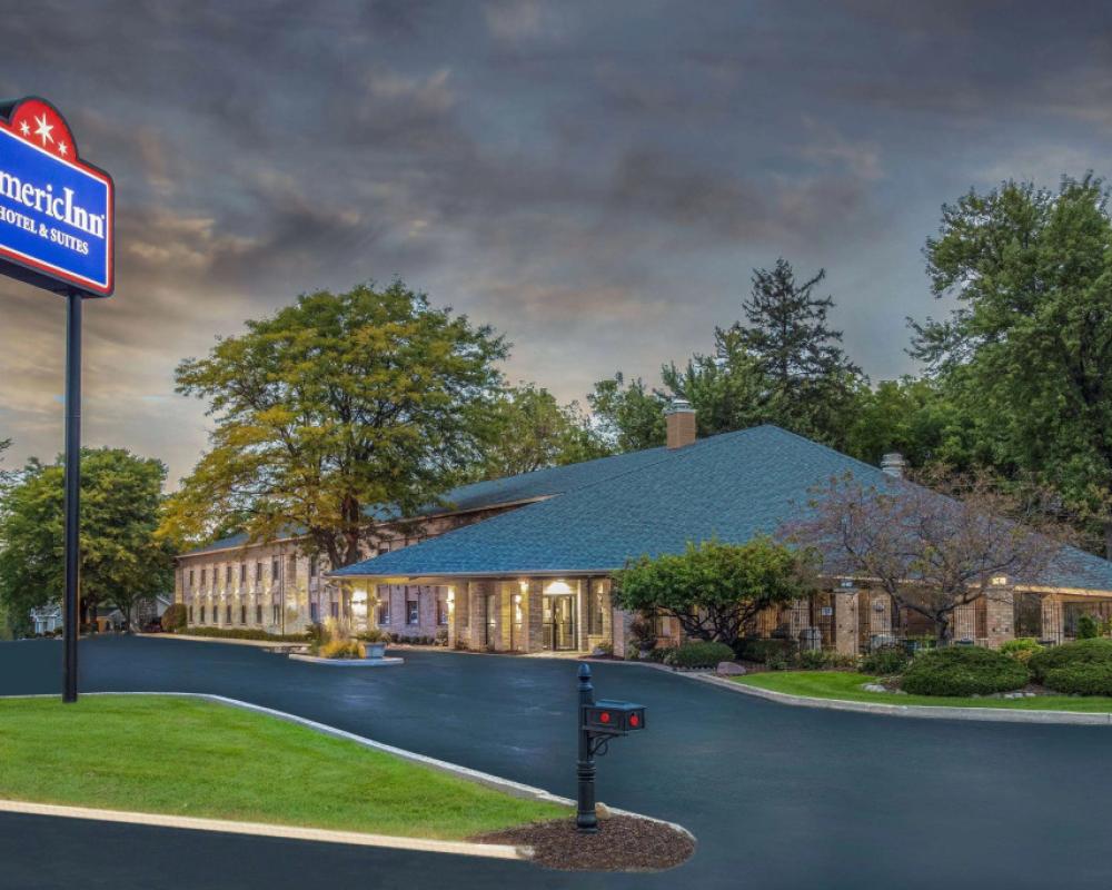 фото AmericInn by Wyndham Delafield-Waukesha-Milwaukee
