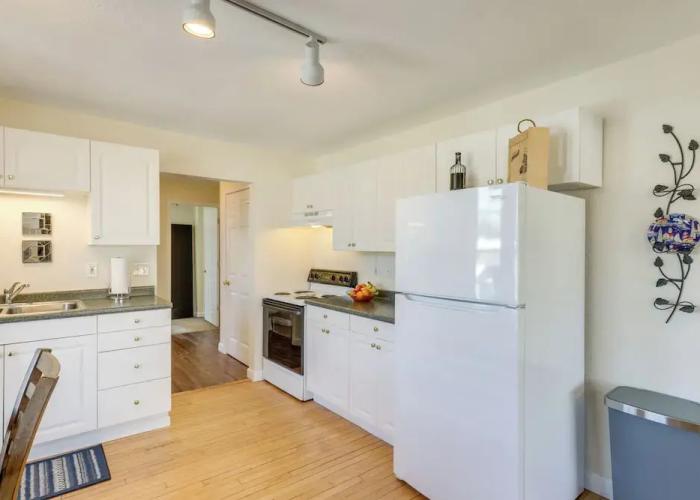 Delafield Vacation Rental Near Lakes & Parks!