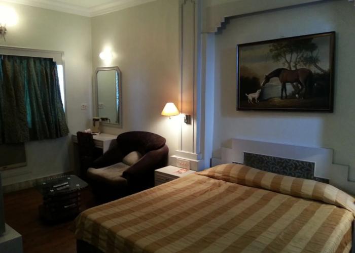 Hotel Rushabh Home