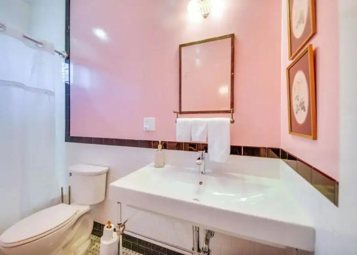 Radiant Gloucester House w/ Private Porch!