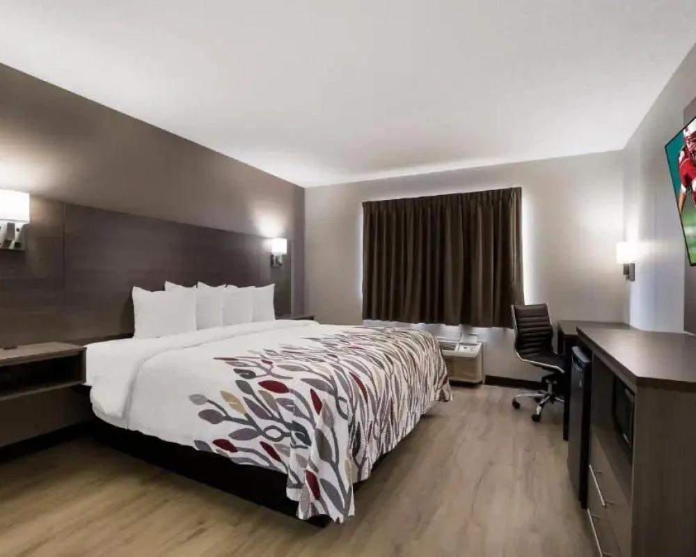 Super 8 By Wyndham Marston