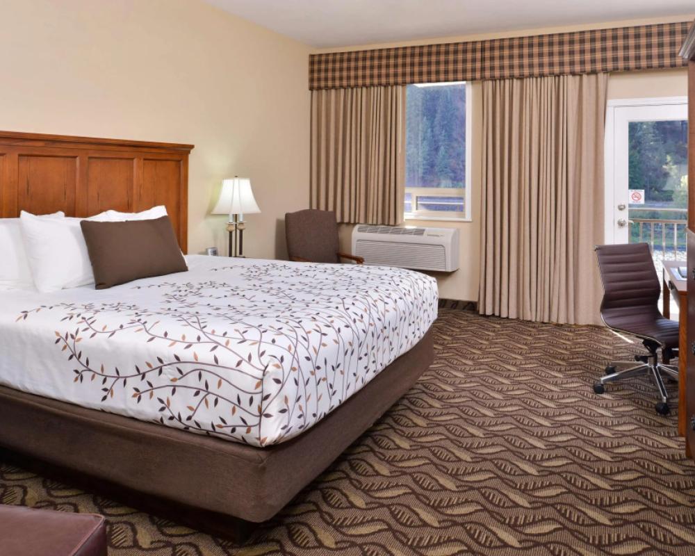 Best Western Lodge At River's Edge