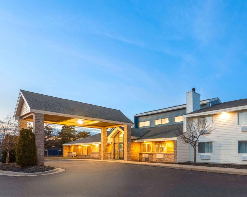 AmericInn by Wyndham Oscoda Near AuSable River